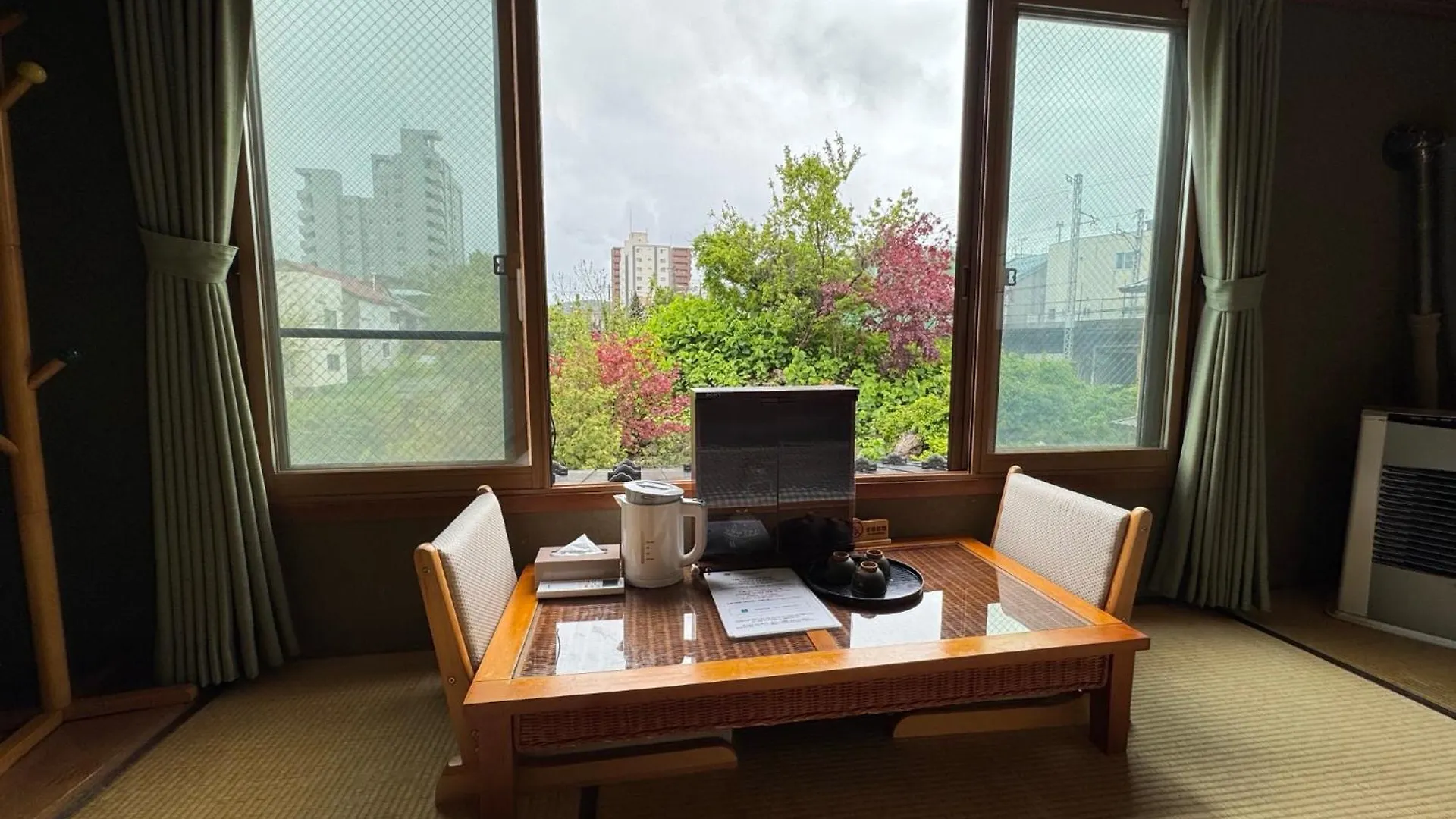 Garden House Umenoya Otaru Apartment Homestay